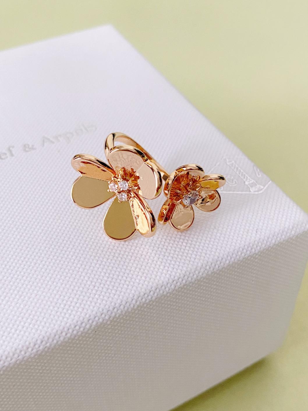 VCA Vancleef ring 114566
