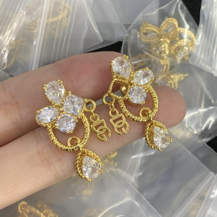 DG earrings 114550