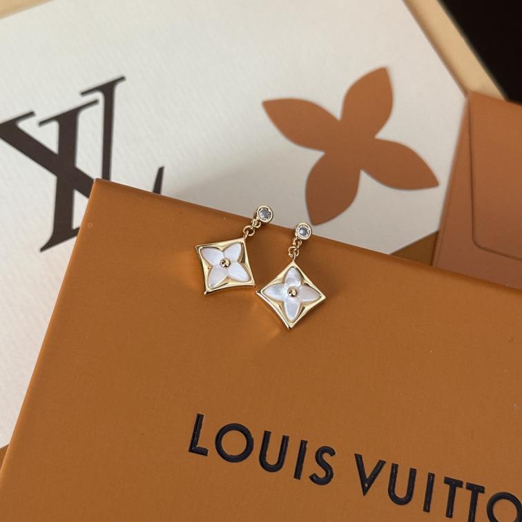 A006 LV earrings