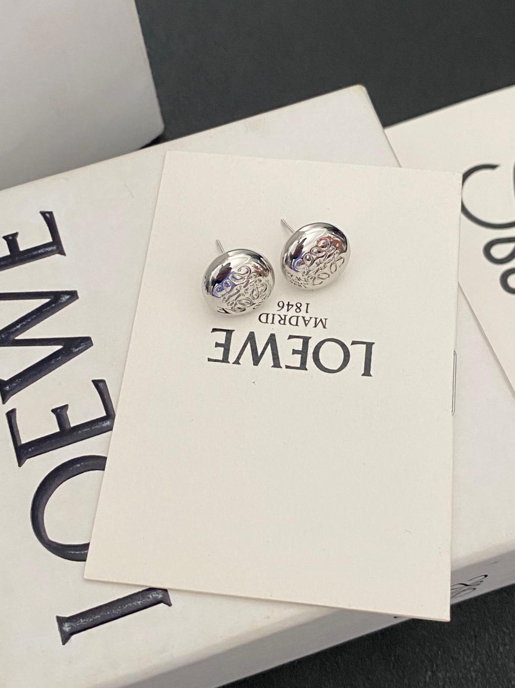 A1228 LOEWE earrings