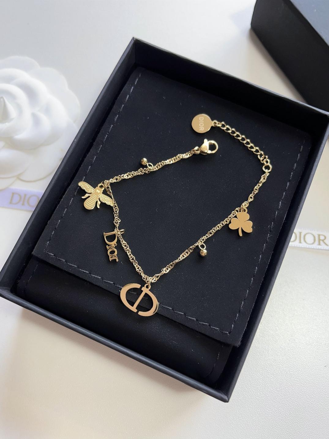 L148 Dior bracelet