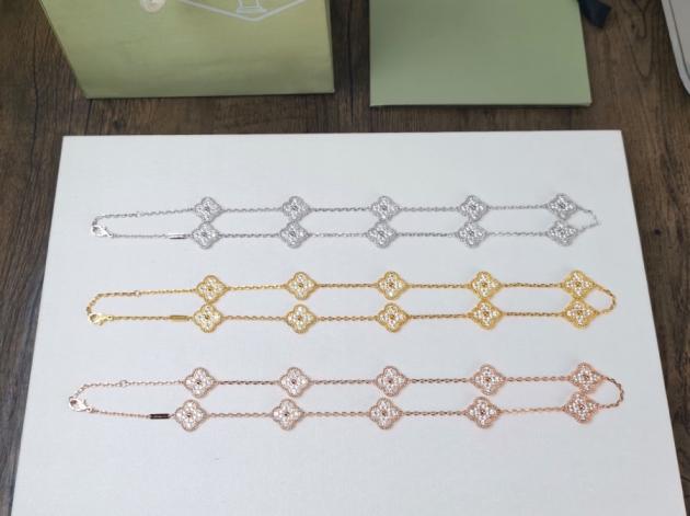 VCA Van cleef 10 diamond flowers necklace