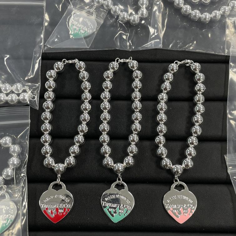 Tiffany silver heart bracelet 114657