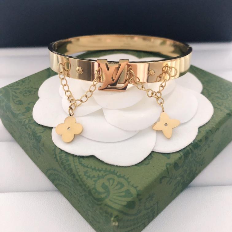 LV Louis vuitton bracelet 114686