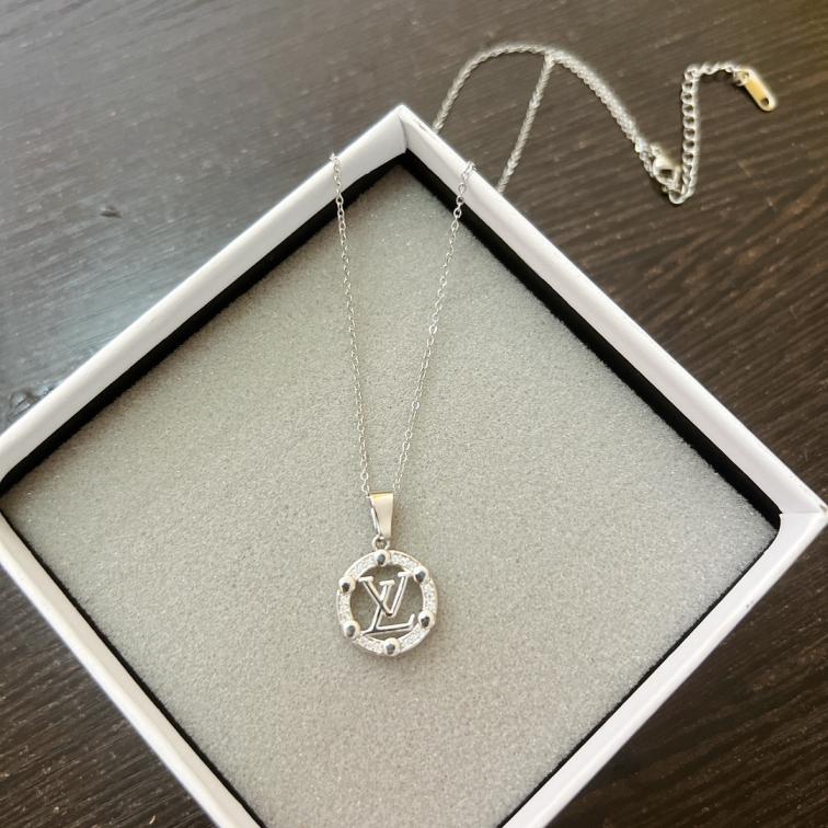 LV necklace 114705