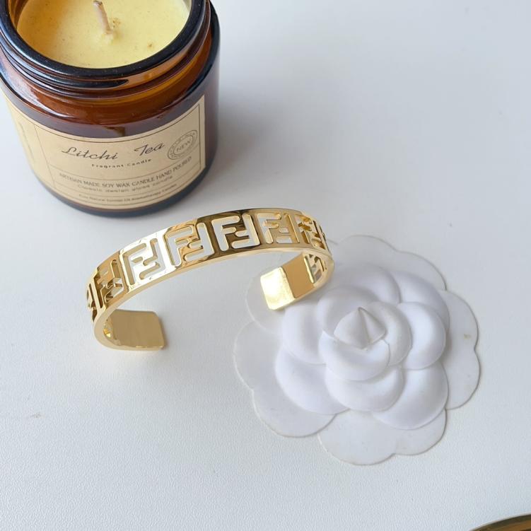 S403 Fendi bracelet