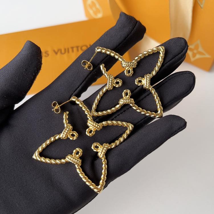 A1010 LV earrings