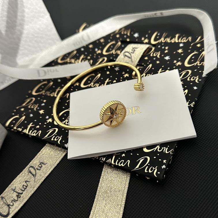 B512 Dior bracelet