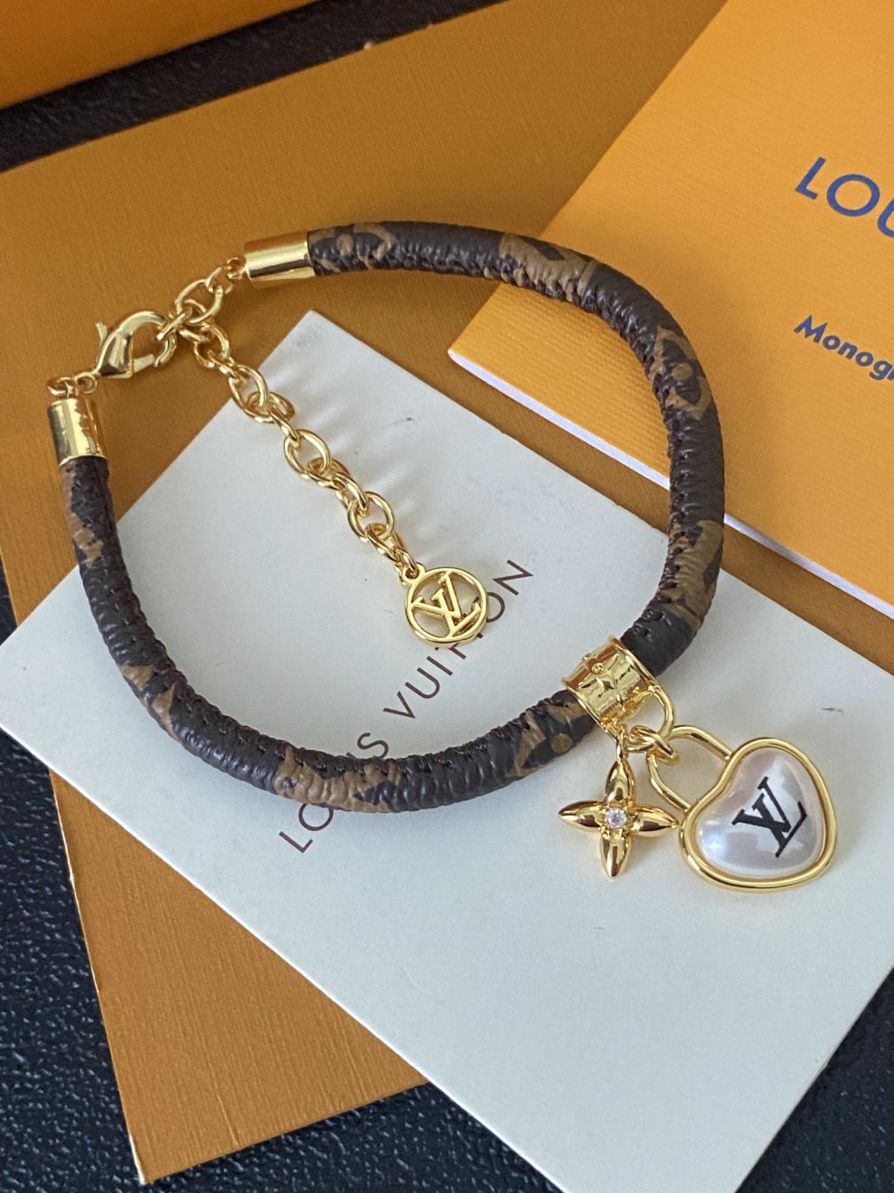 B463 LV Louis vuitton bracelet