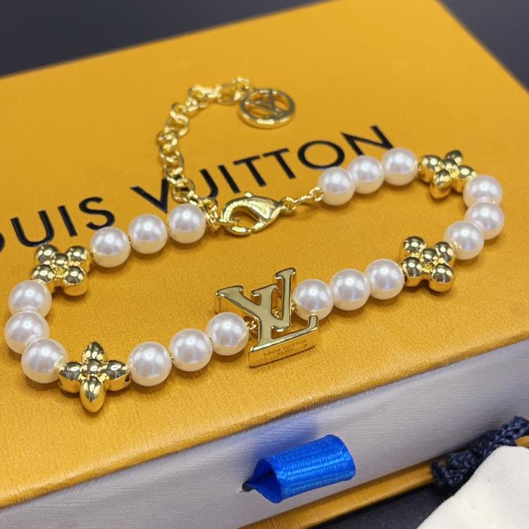 L158 LV Louis vuitton pearls Bracelet