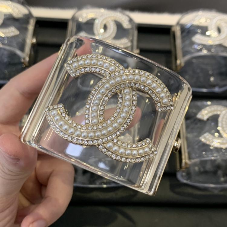 Chanel transparent  Acrylic CC Bracelet 114871