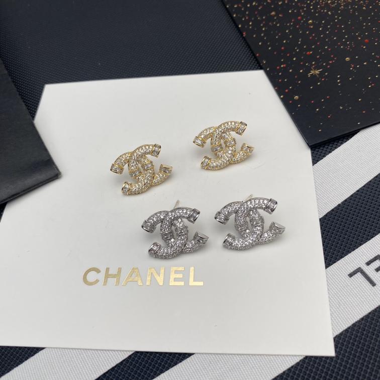 A836 Chanel earrings 109770