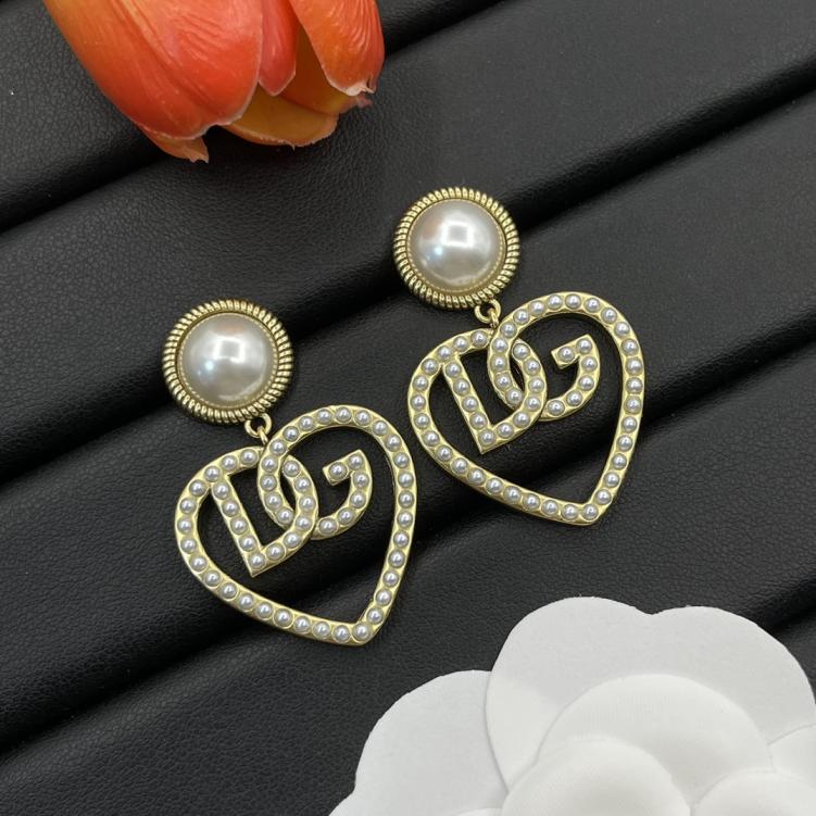 DG hollow heart earrings 115052