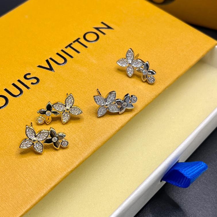 A1032 LV earrings