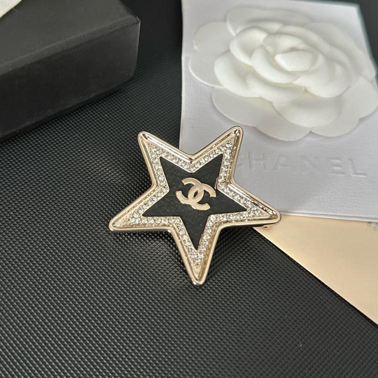 Chanel brooch 115158
