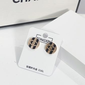 Chanel earrings 115131