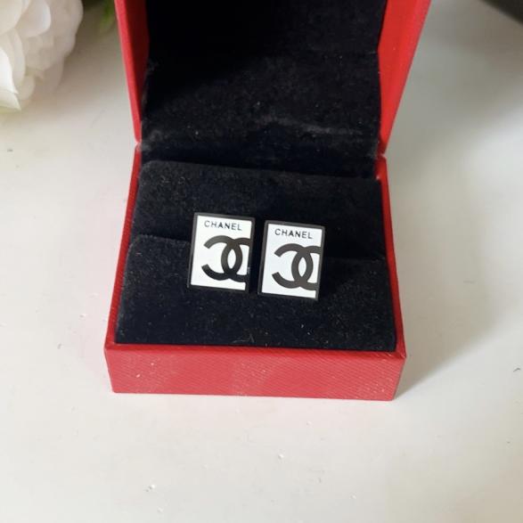 Chanel earrings 115213