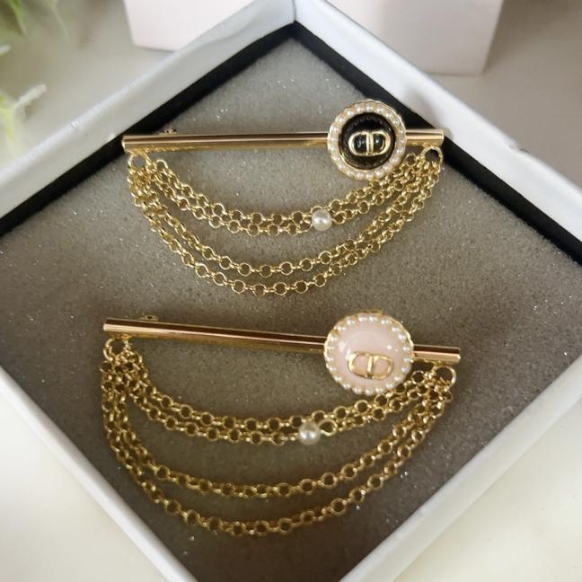 Dior brooch 115212