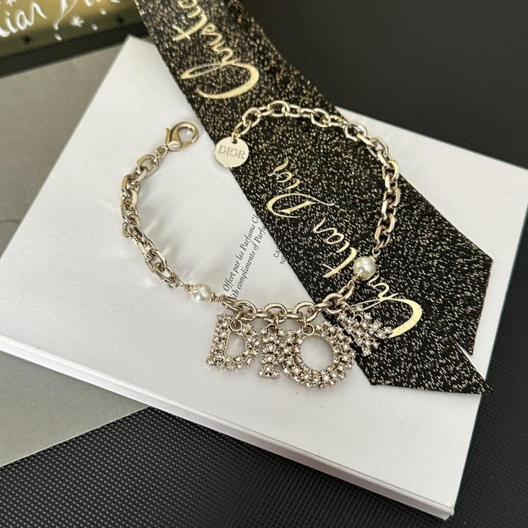 B718 Dior bracelet