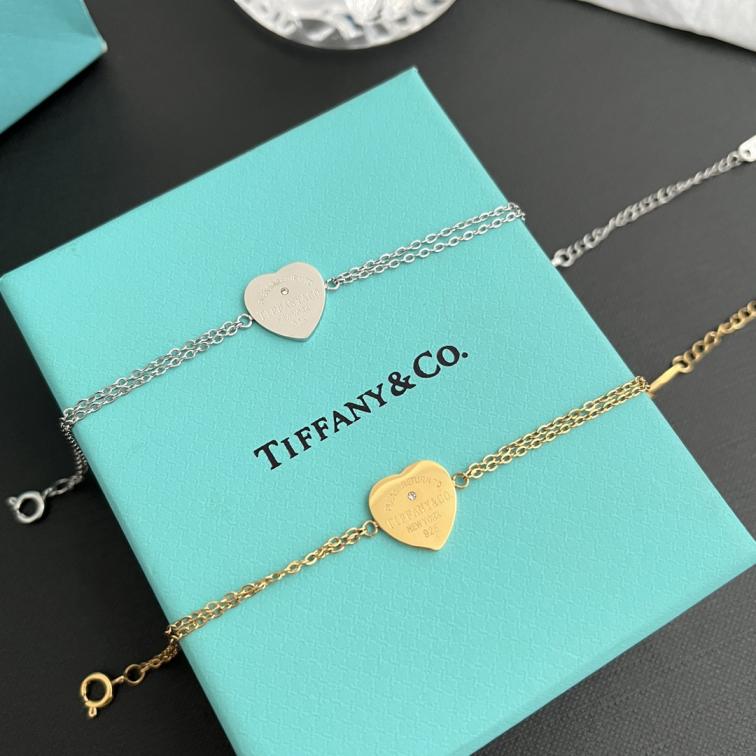 L163 Tiffany heart bracelet