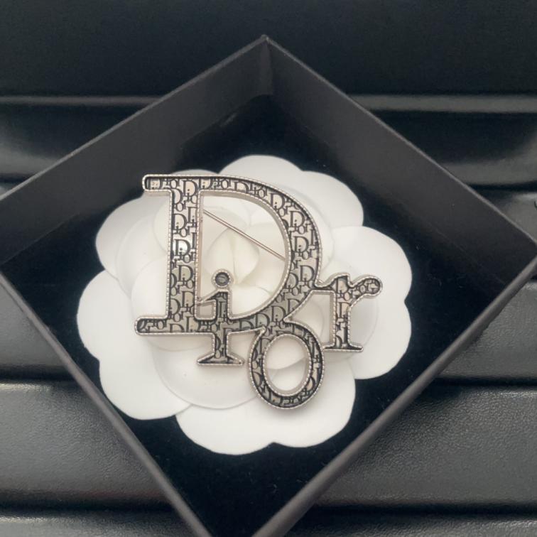 Dior brooch 115333