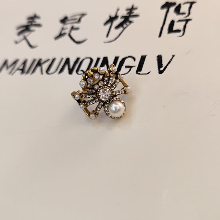JZ043 Alexander McQueen ring