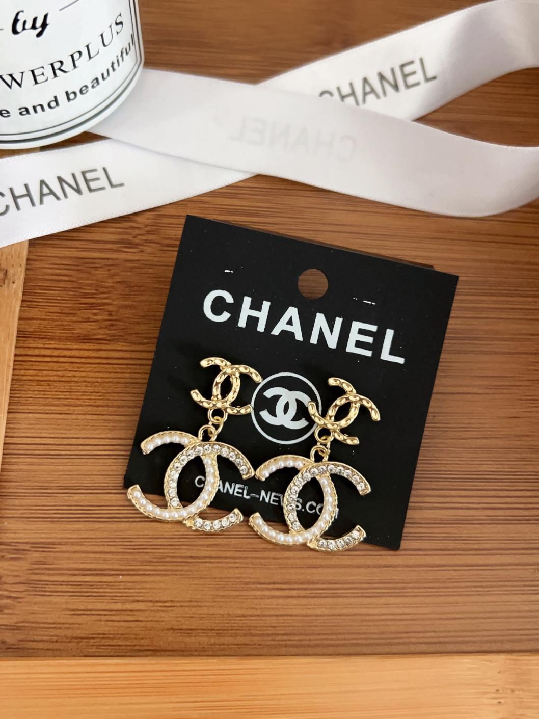 z125 chanel earrings