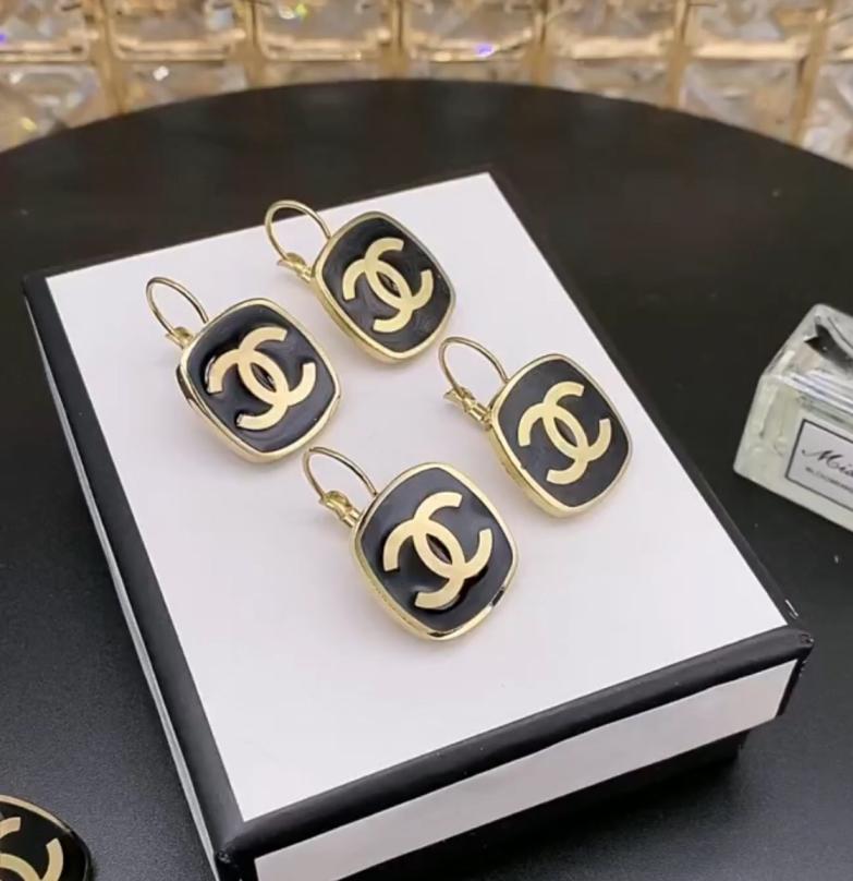 Chanel CC earrings titanium steel unfading 115417