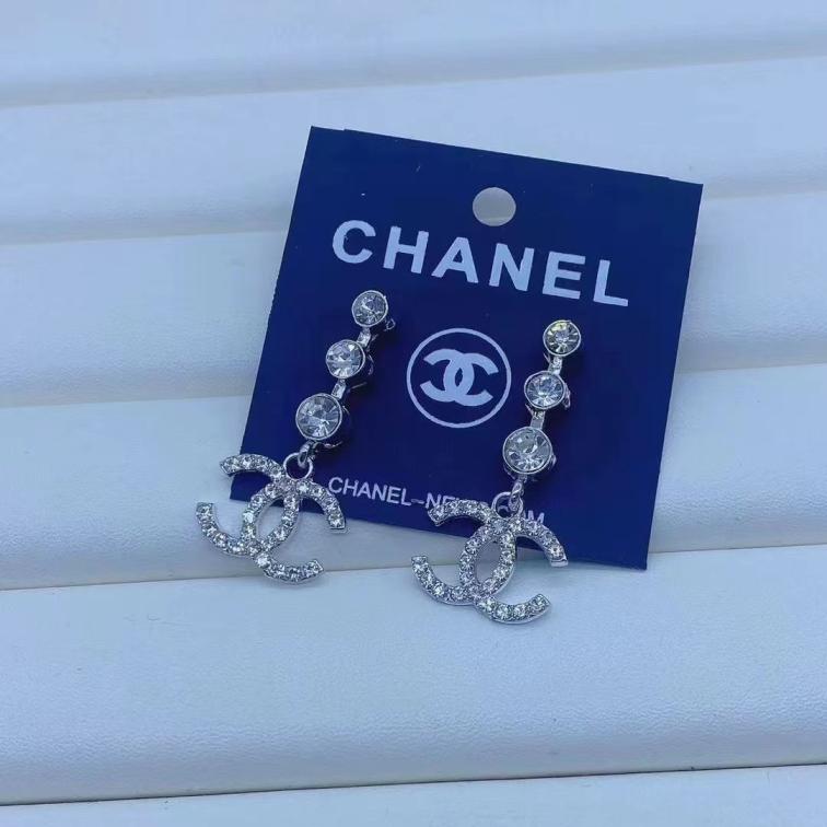 Chanel cc crystal earrings 115415
