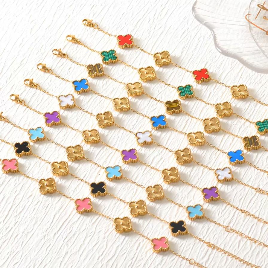 (No brand logo)VCA Bracelet