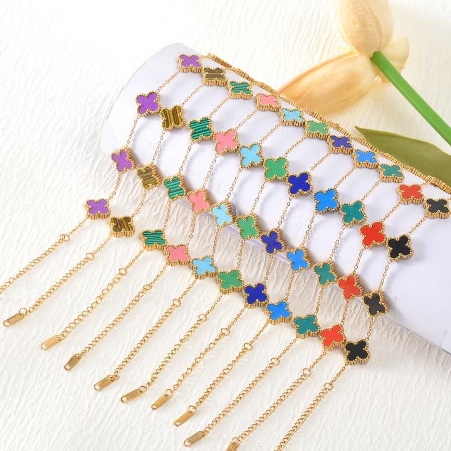 (No brand logo)VCA Bracelet