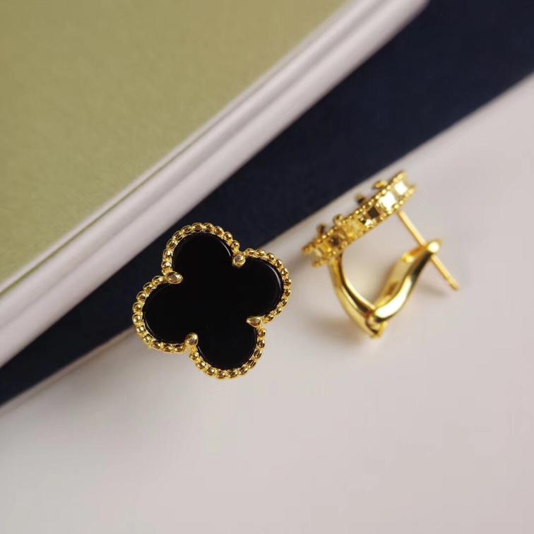 VCA Vancleef black agate earrings