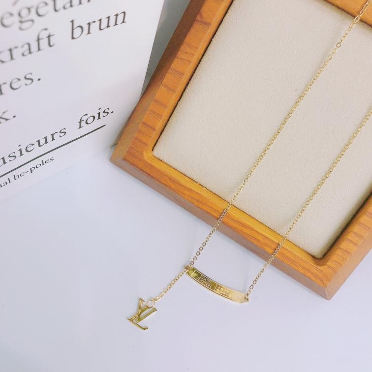 X099 LV necklace