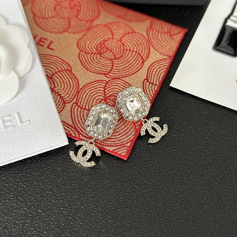 A1091 Chanel earrings