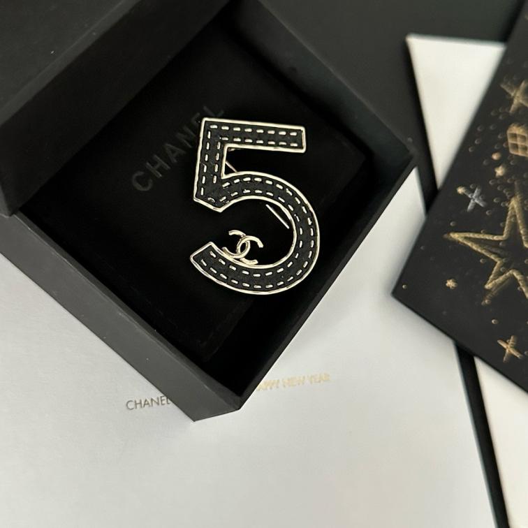 Chanel NO 5 Brooch 115581