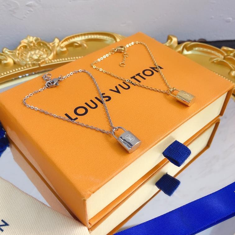 L047  LV bracelet 105908