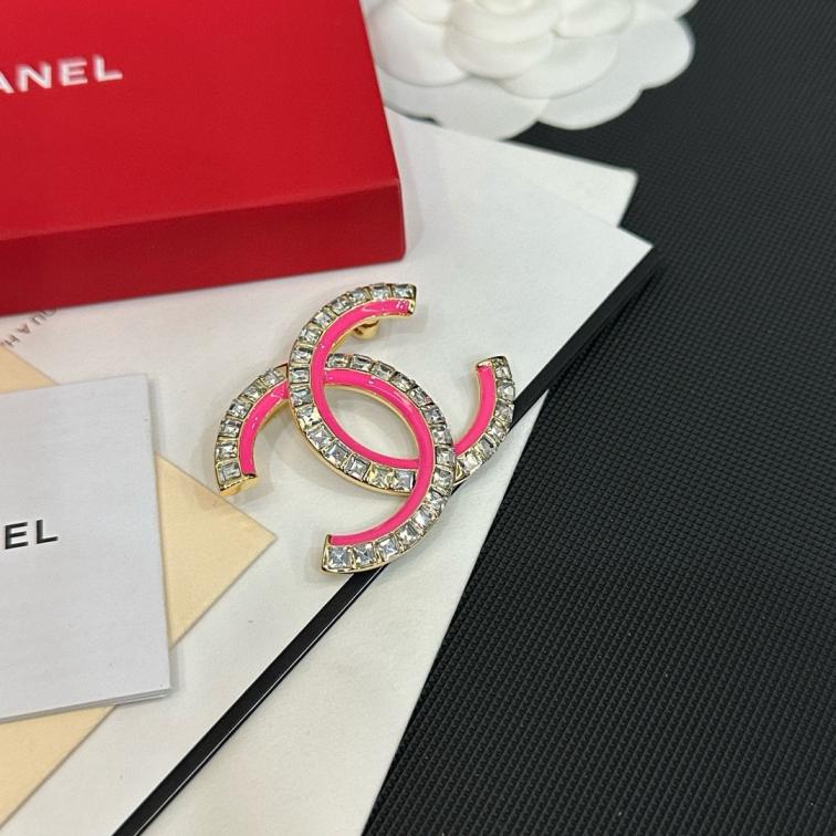 Chanel CC brooch 116033