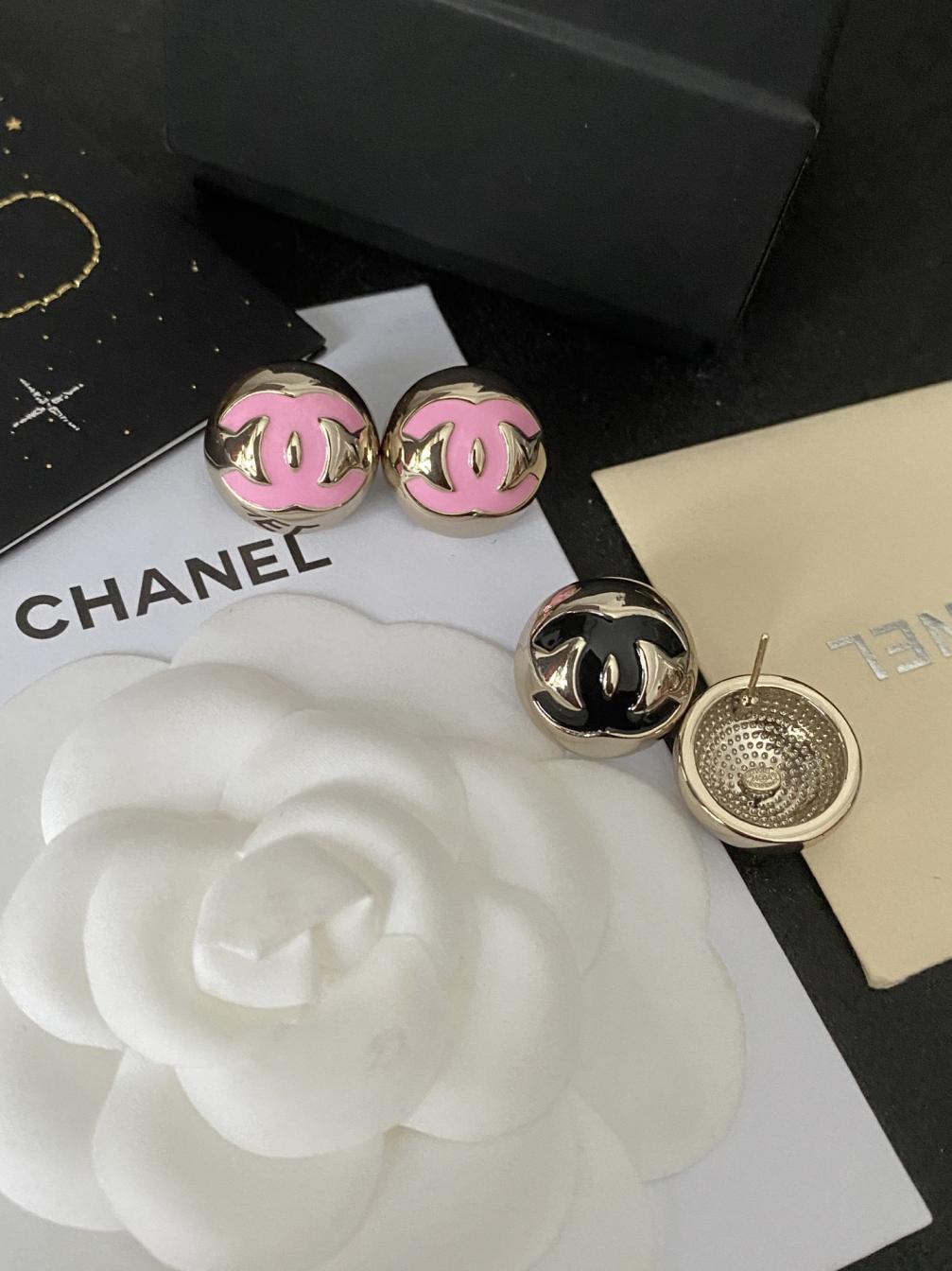 Chanel earrings 115819