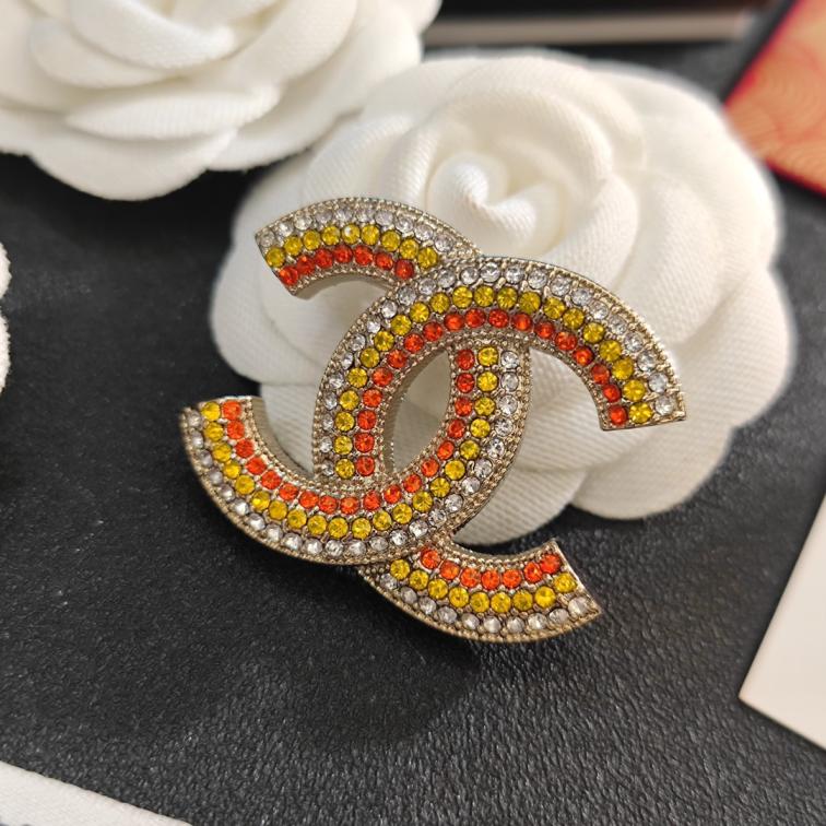 C328 Chanel brooch