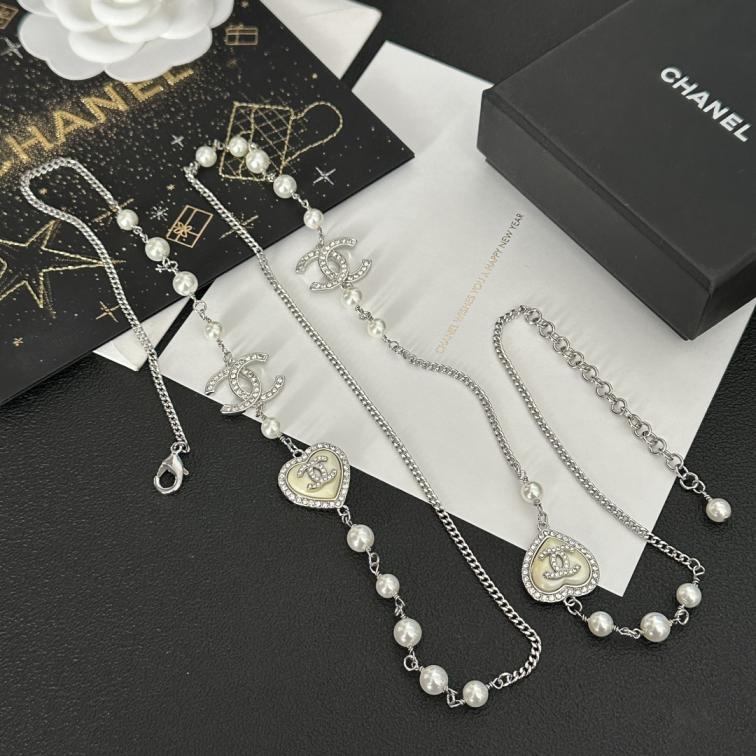 Chanel long necklace 115796