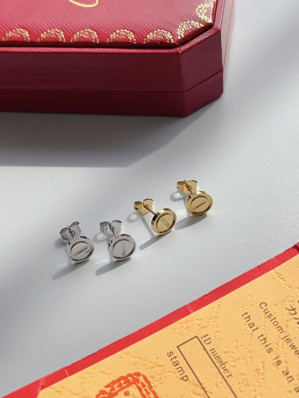 A1073 Cartier earrings
