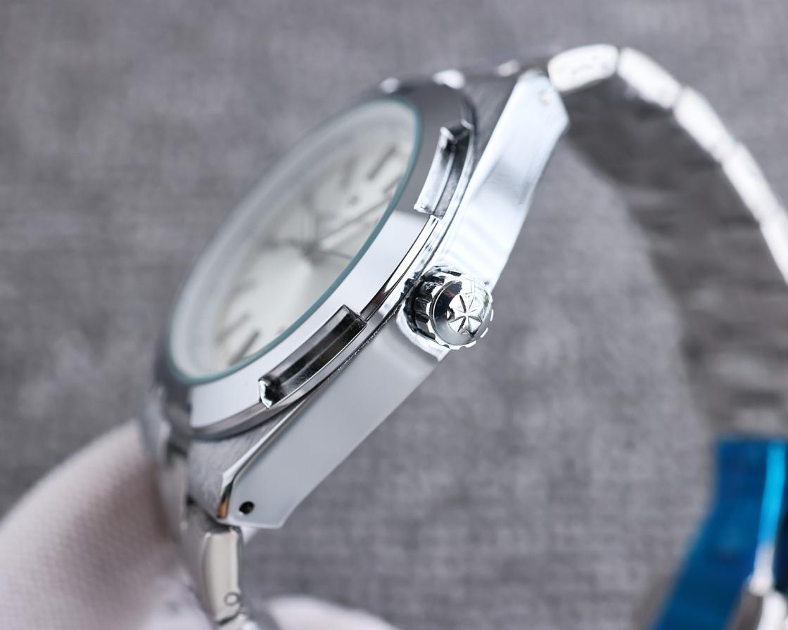 Vacheron Constantin Quartz watch 40mm