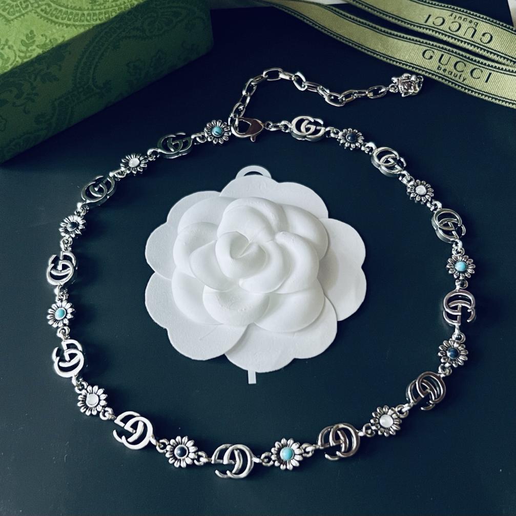 Gucci silver necklace 116114