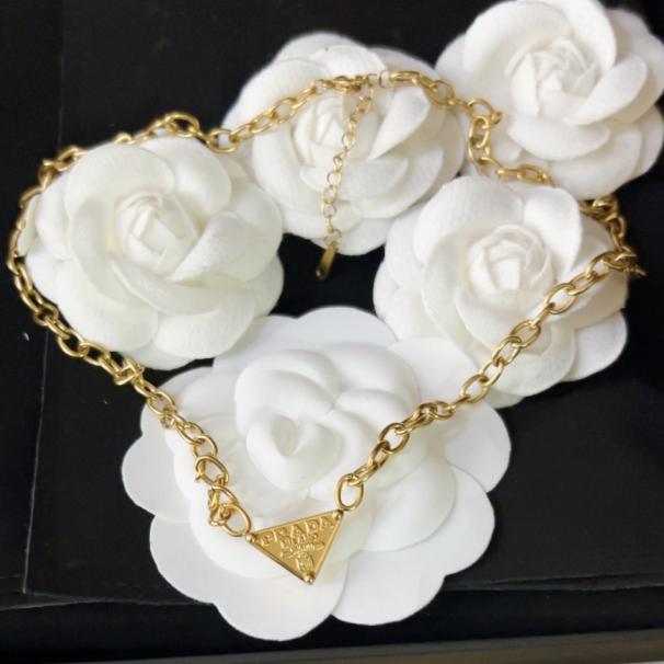 Prada necklace 116113