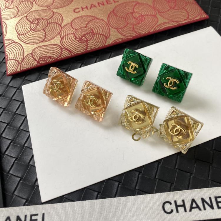 E014 Chanel Acrylic square earrings