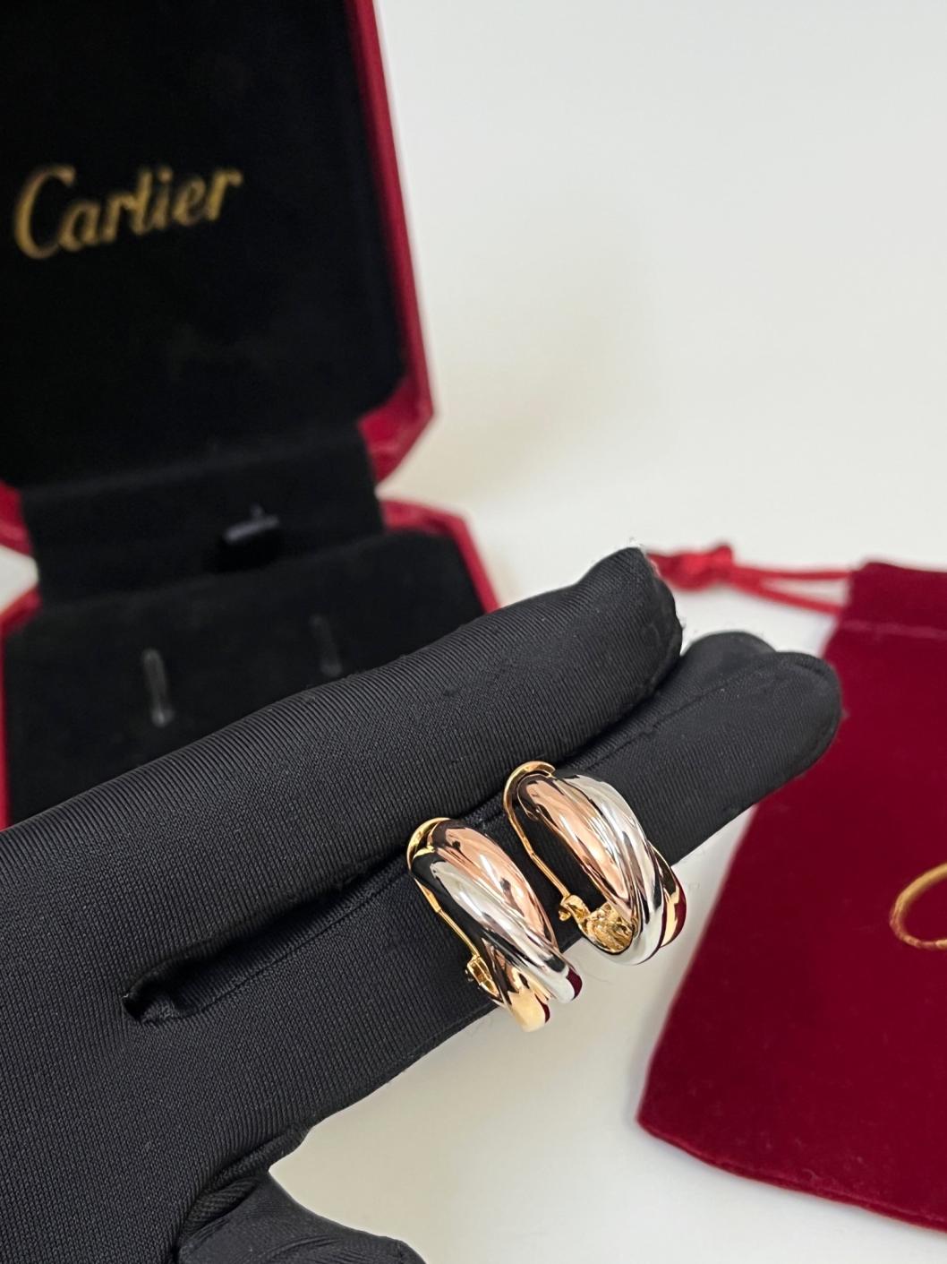 A1047 Cartier earrings