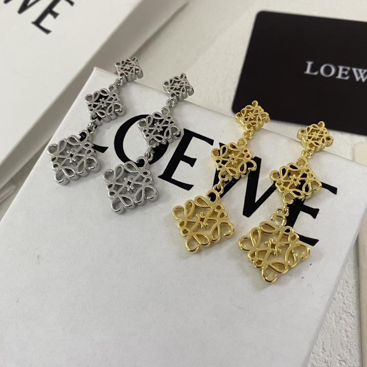 A1717 LOEWE earrings