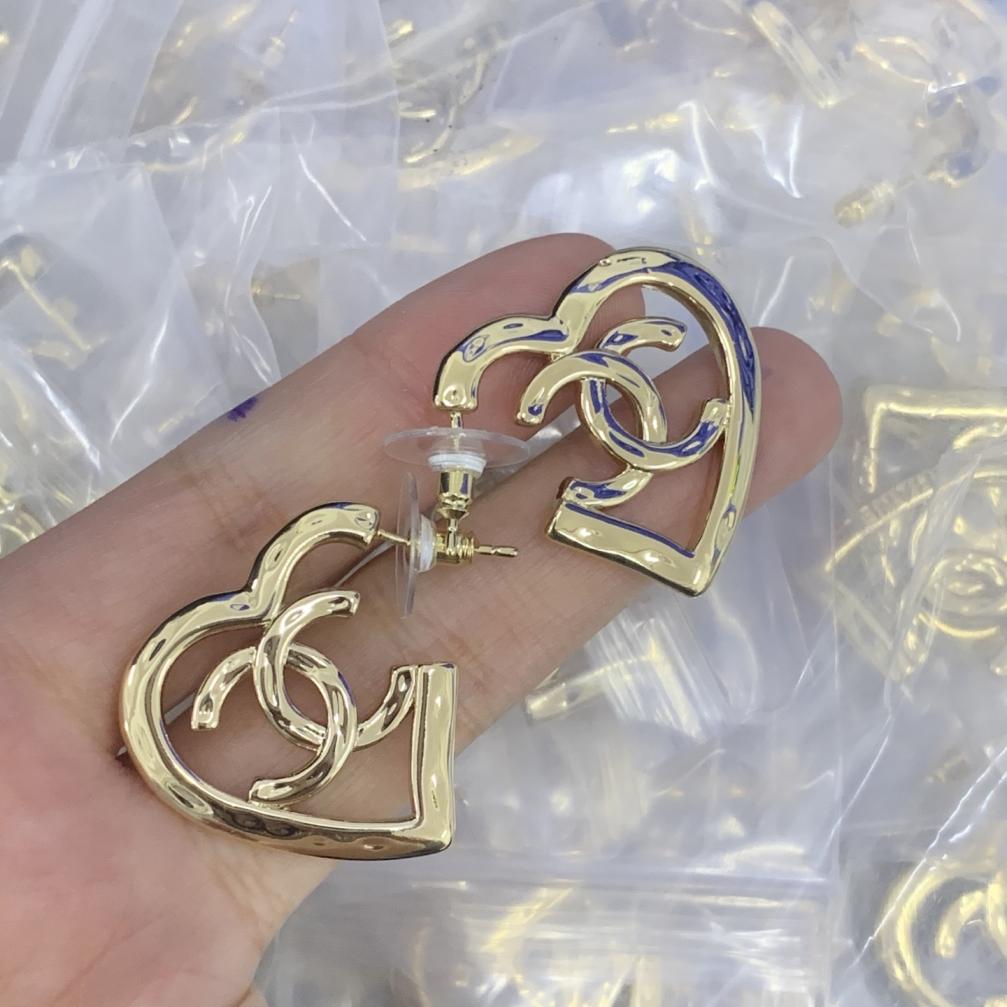 Chanel heart earrings 116239