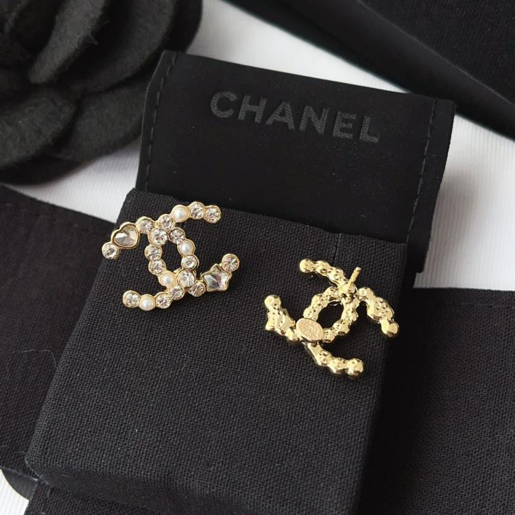 A1125 Chanel earrings