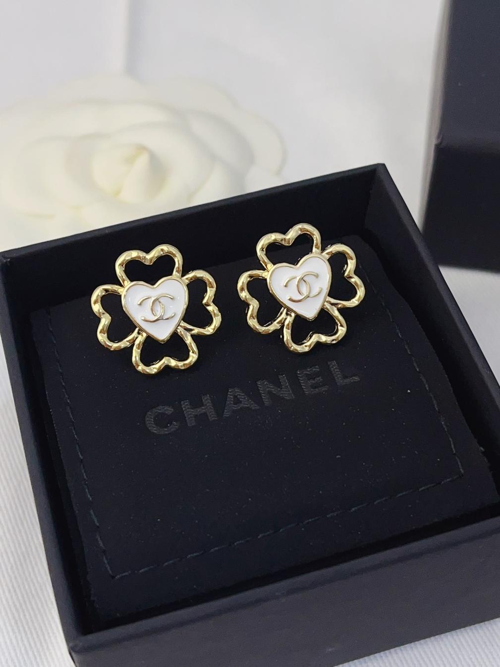 A1111 Chanel earrings
